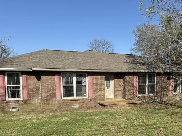 812 Maple Crest Dr, Lebanon, TN 37090