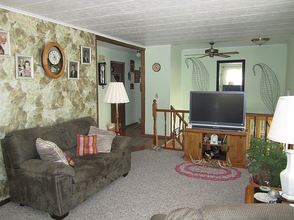 4th image of 3427 Park View Blvd