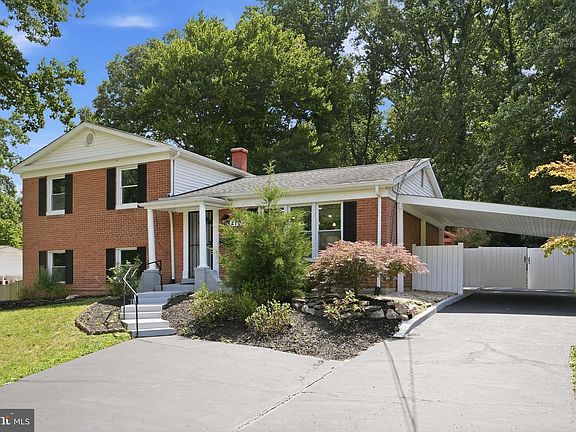 4th image of 2704 Weller Rd