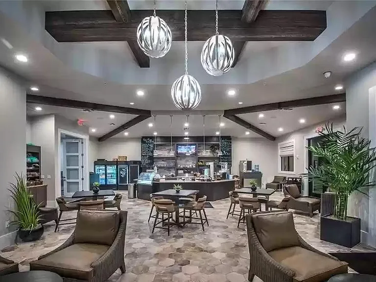 Resort Coffee Bar & Ice Cream shop