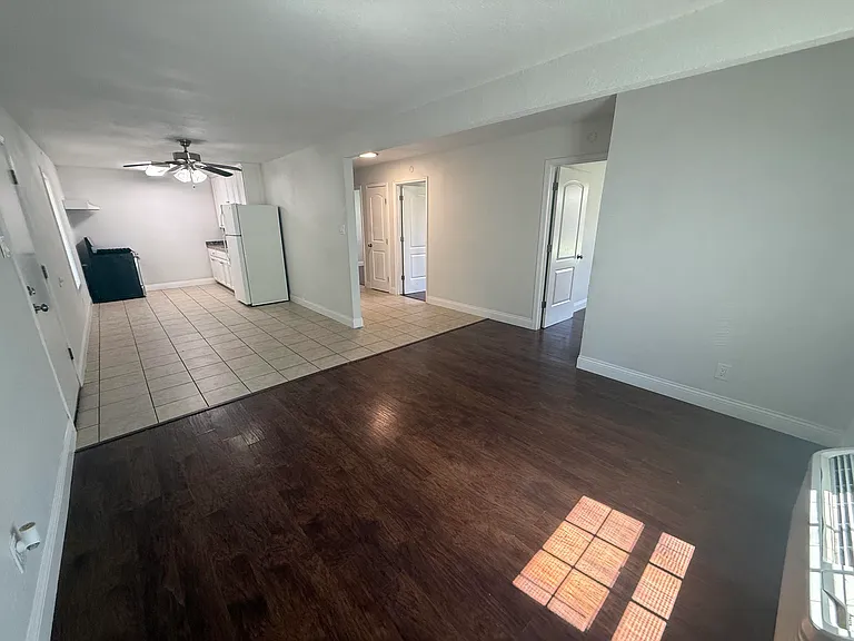 312 W Rentz St #89 — Photo 7