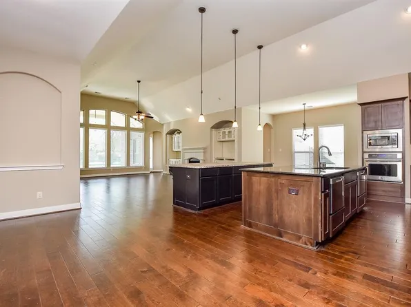 5303 Osage Orange Street, Fulshear, TX 77441
