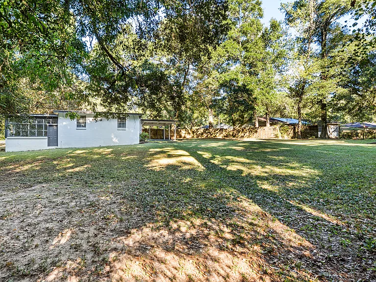 1005 Oakland Dr — Photo 14