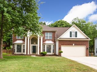 919 Timber Knoll Dr, Matthews, NC 28105