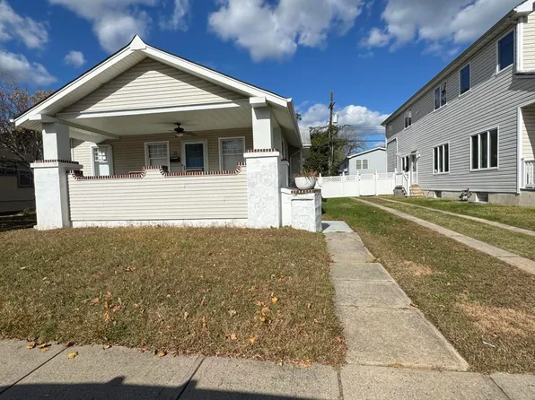 21 Wyckoff St, Deal, NJ 07723