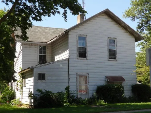 239 E Maple St, North Lewisburg, OH 43060