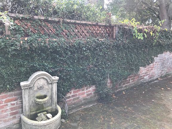 brick, fountain, ivy entry