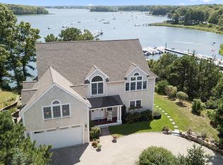 29 Frog Pond Close, Mashpee, MA 02649