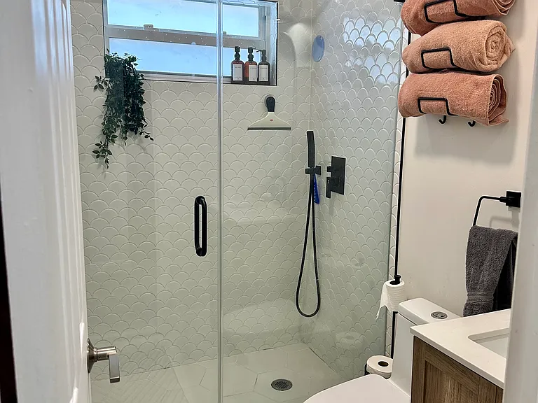 321 Tamiami Blvd — Photo 4