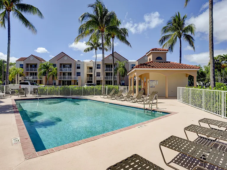 2711 Ocean Club Blvd #203 — Photo 6
