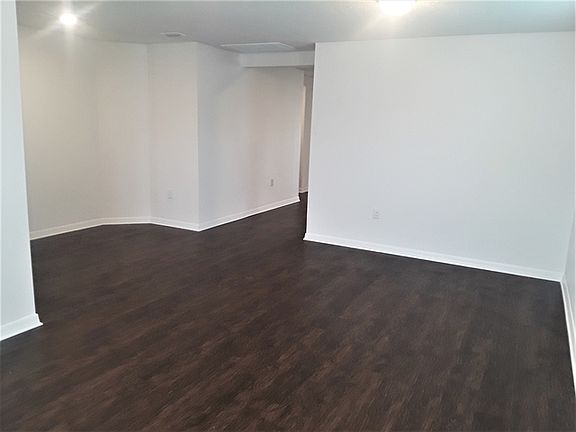 2nd image of 1108 Wynnmere Walk Ave