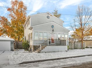 416 Hutchins St, Joliet, IL 60435