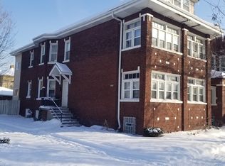 6601 S Whipple St, Chicago, IL 60629