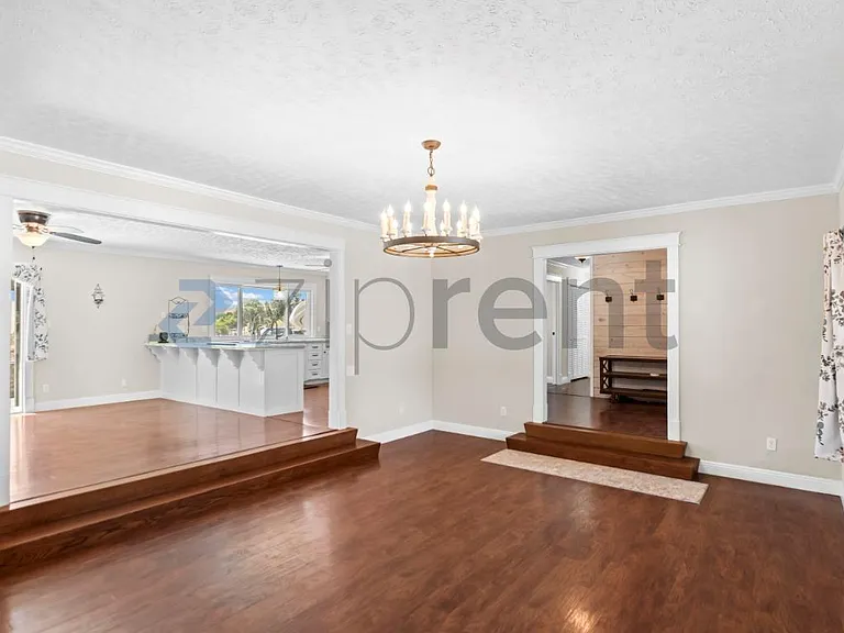 3966 Dyer Rd — Photo 14