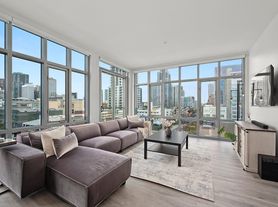 445 Island Ave