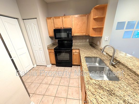 4th image of 4207 S Dale Mabry Hwy Unit 6110