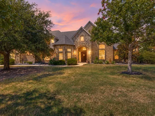 2 Dancing Waters Ln, Rockwall, TX 75032