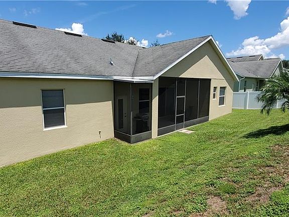 5th image of 921 White Oak Way
