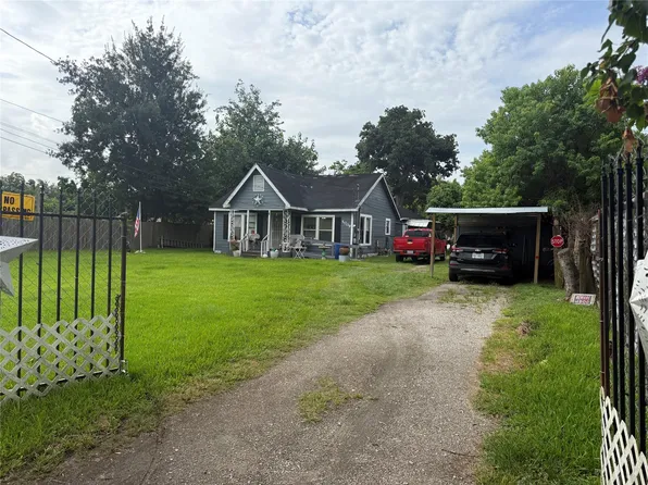 5009 E O S T Drive, Houston, TX 77013