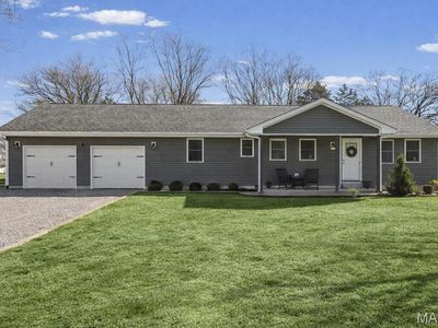 203 S Walnut St, Modesto, IL, 62667