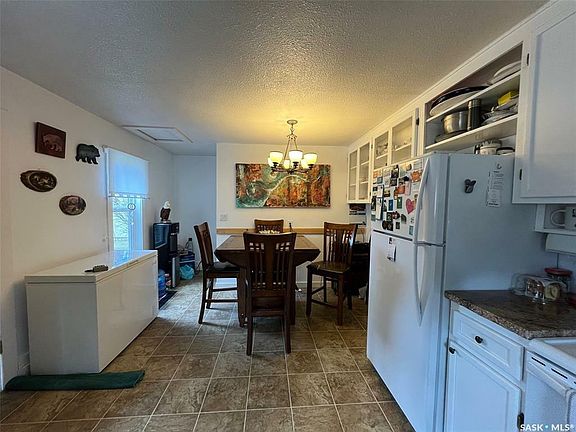 4th image of 1316 2nd Ave