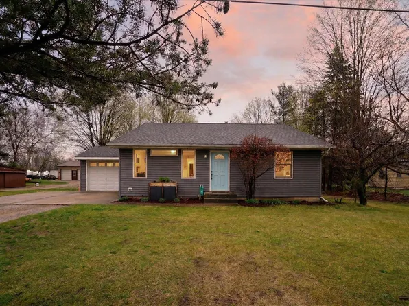 8238 48th Ave, Hudsonville, MI 49426