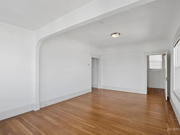 2530 Fulton St #4 — Photo 4