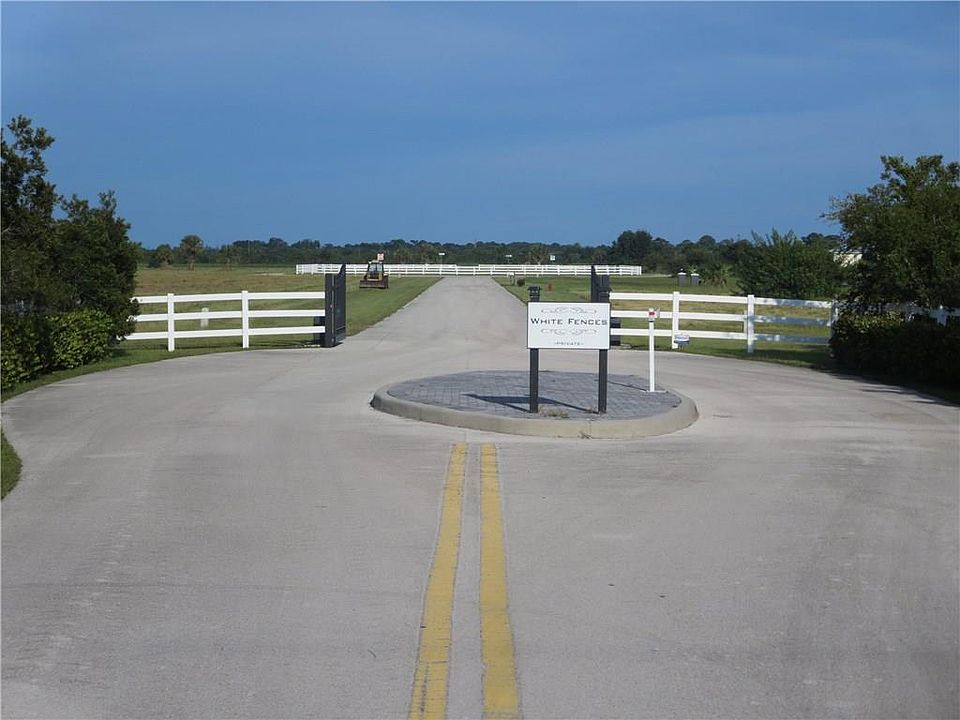 2nd image of 8045 White Fences Ln