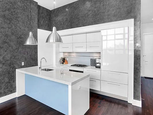 Sold by Sotheby's International Realty | media 5