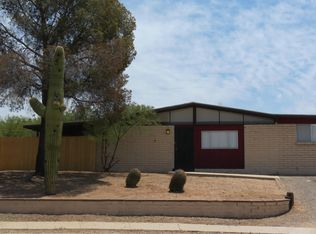 8070 E Avon Pl, Tucson, AZ 85710