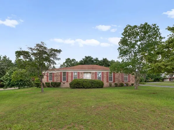 2049 Pinebrook St, Orangeburg, SC 29118