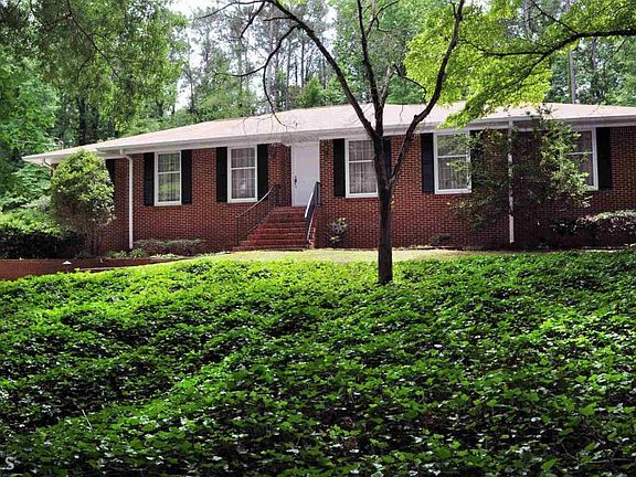 5th image of 2789 Emerald Dr