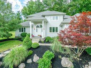 285 Ruby Ln, Streetsboro, OH 44241