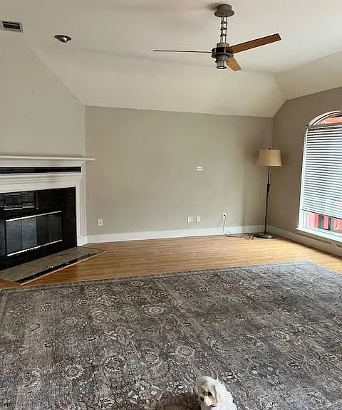 2909 Queen Mary Dr — Photo 12