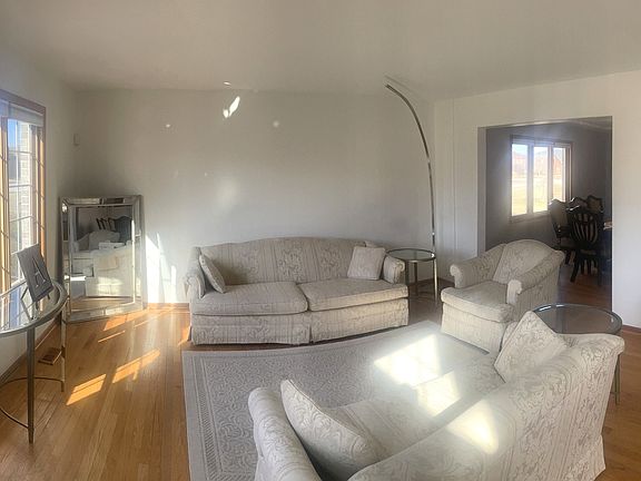 4th image of 21205 Sophia Dr