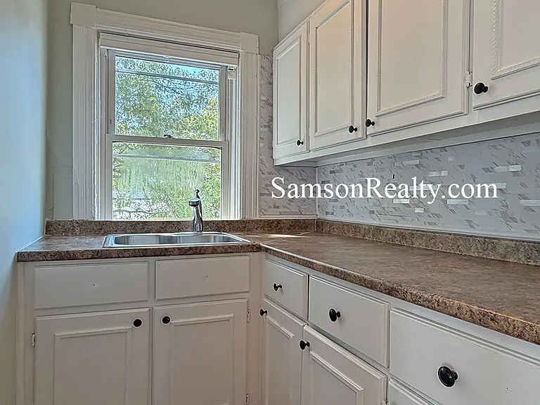 792 Mineral Spring Ave #2 — Photo 2