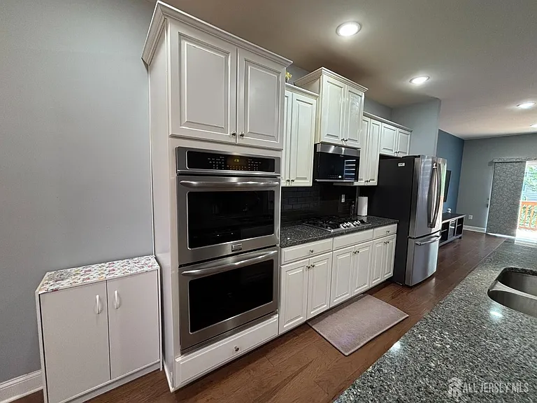 1302 Hights Farm Rd N — Photo 16