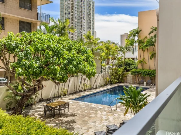 555 University Ave APT 103, Honolulu, HI 96826