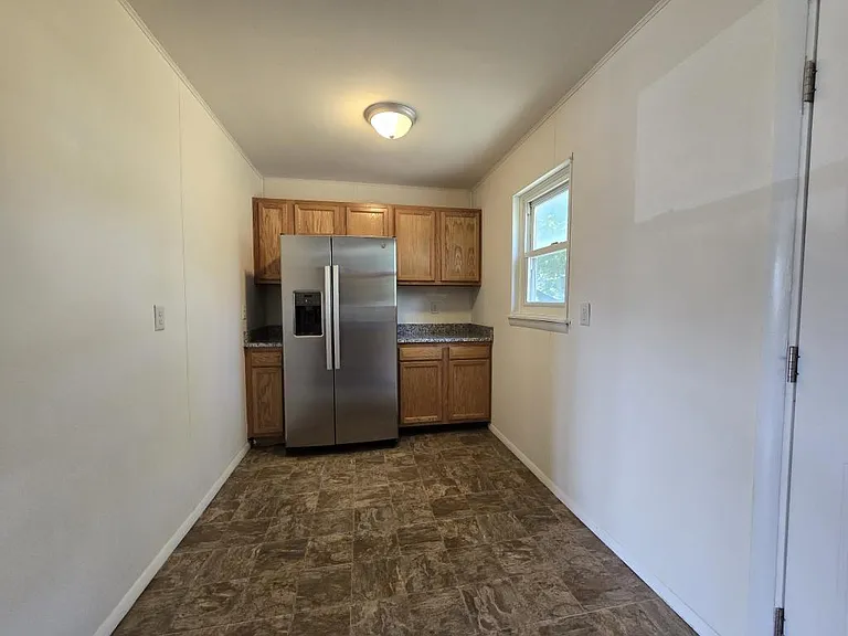 11 Glenwood Dr — Photo 10