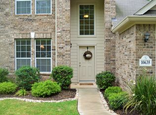 10635 Forest Creek Dr, Willis, TX 77318