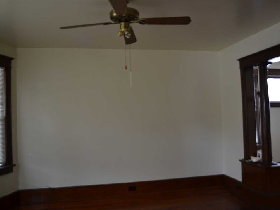 2nd image of 64 Lincoln Ave