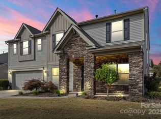 14706 Metaghan Ct, Charlotte, NC 28278