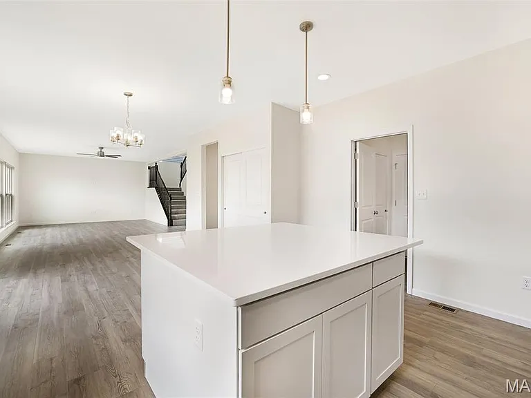 286 Osprey Ct — Photo 9