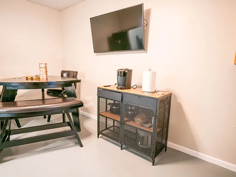 80 Adrians Ln #BASEMENT — Photo 41