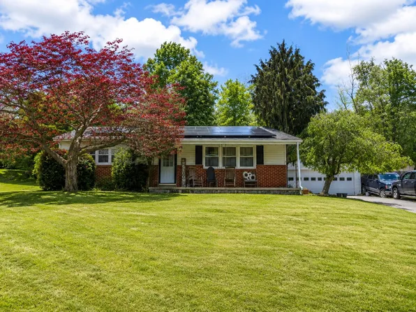 517 Dry Valley Rd, Lewistown, PA 17044