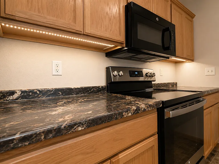 Berry Pointe Luxury Apartments — Photo 47