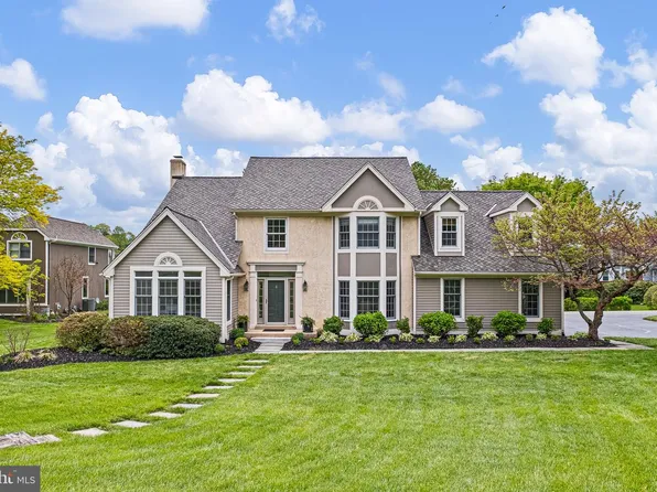 6 W Shore Ct, Landenberg, PA 19350