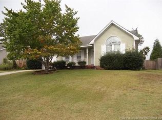 624 Daharan Dr, Fayetteville, NC 28314