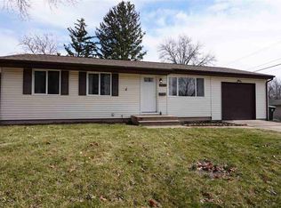 2022 Union Rd, Iowa City, IA 52240