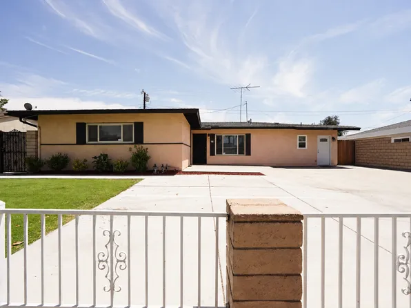8840 San Vicente Avenue, 8840 San Vicente Ave #1, Riverside, CA 92503